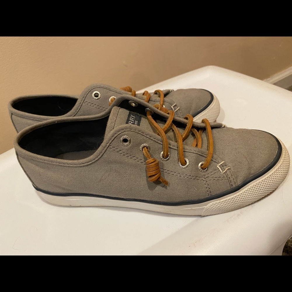 Sperry women’s sneakers